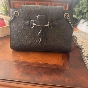 Authentic Gucci Emily Chain Bag